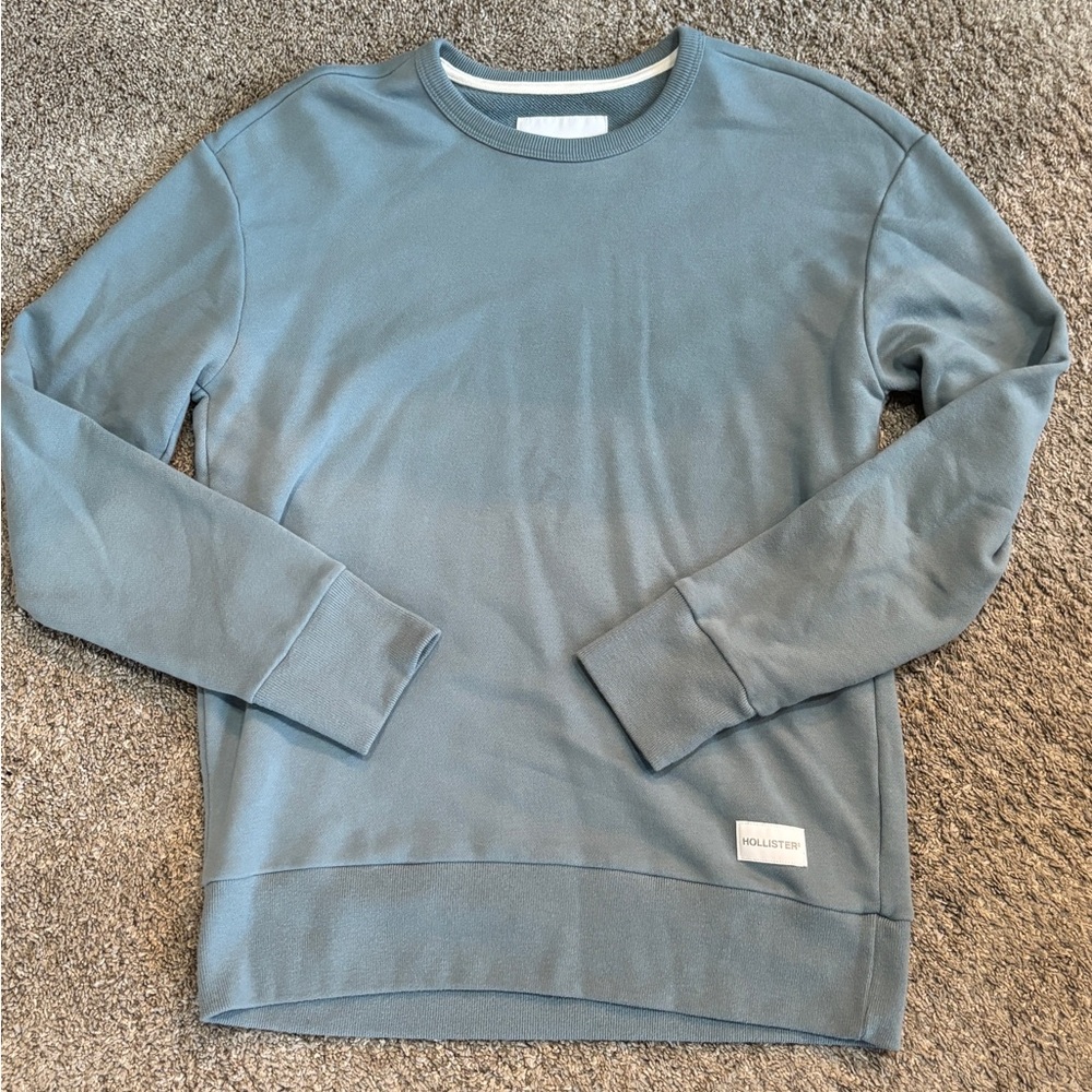 Hollister crew neck